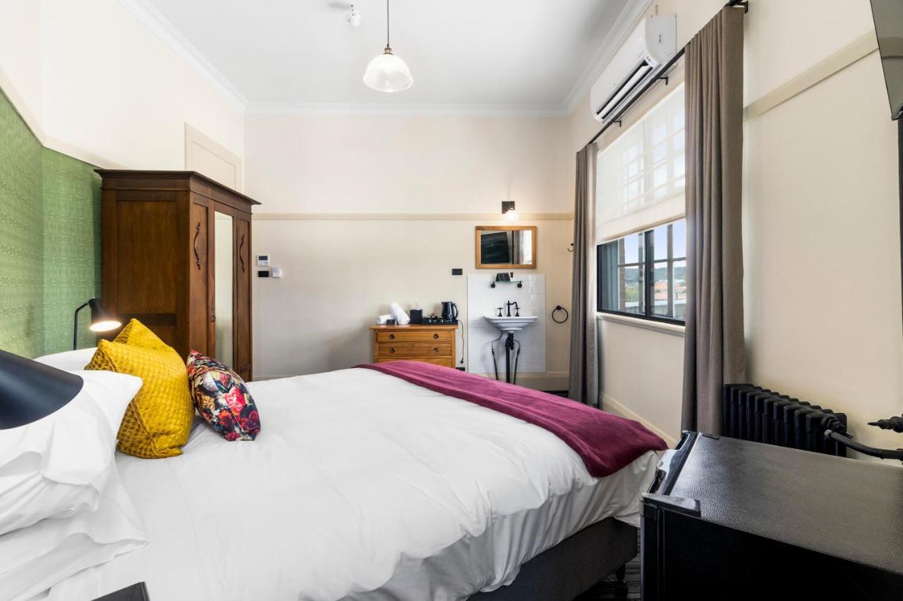Hotel Queanbeyan Canberra Exterior photo