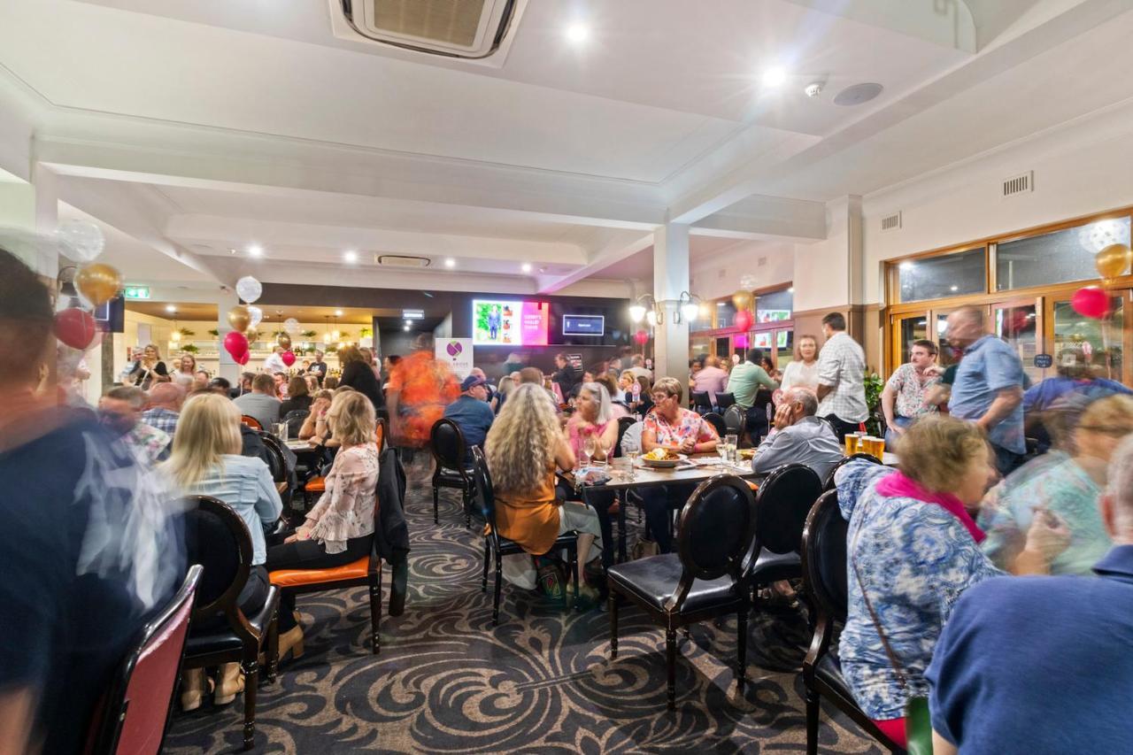 Hotel Queanbeyan Canberra Exterior photo