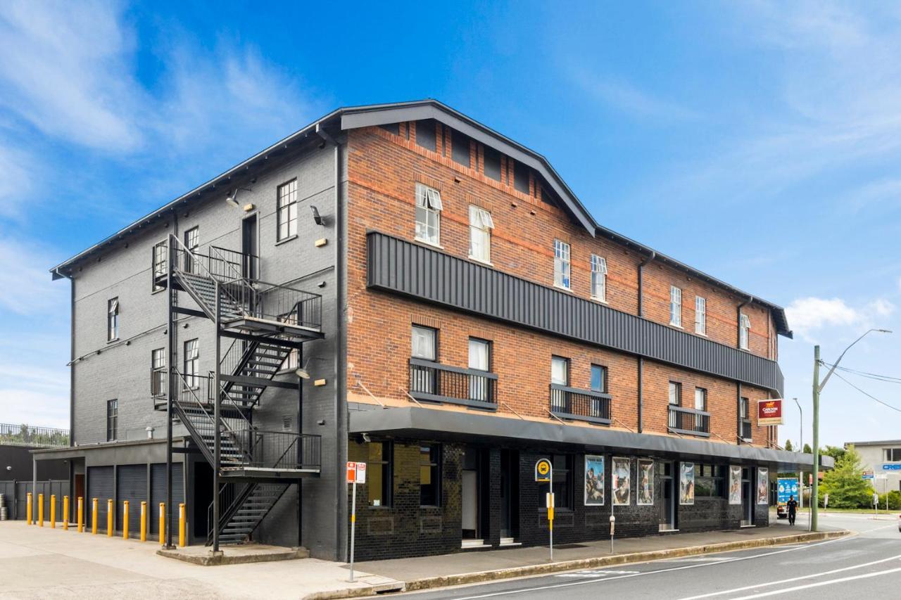 Hotel Queanbeyan Canberra Exterior photo